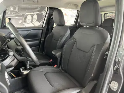 Jeep Renegade 2020 - 14800 EUR, 108465 km - AUTO.MOTO.pt - 108465km - foto 7 de 22