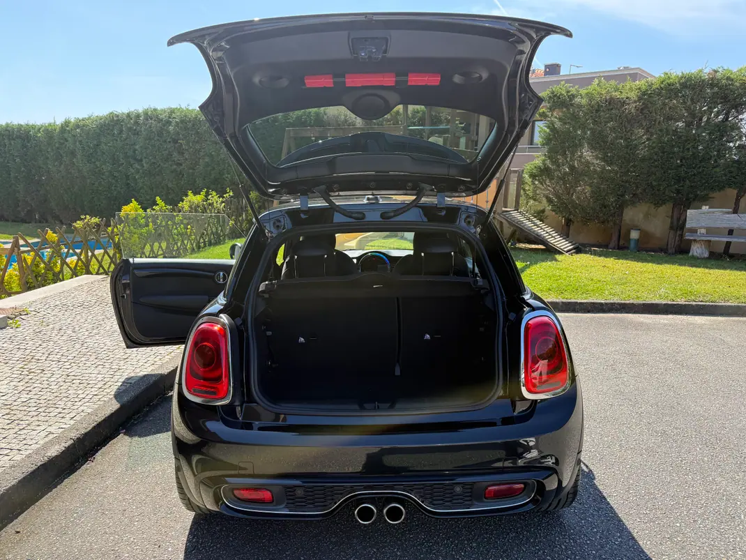 MINI Cooper S 2015 - 21999 EUR, 155500 km - AUTO.MOTO.pt - 155500km - foto 12 de 15