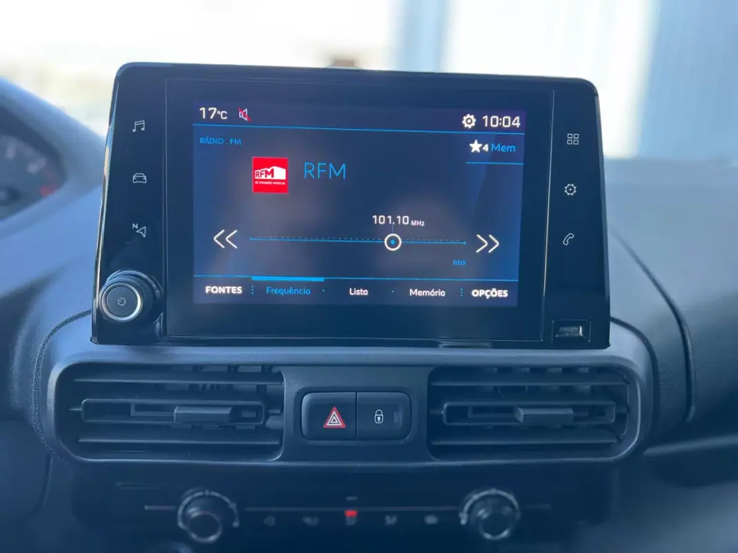 Peugeot PARTNER GIRAFON 2023 - 16500 EUR, 59653 km - AUTO.MOTO.pt - 59653km - foto 11 de 13