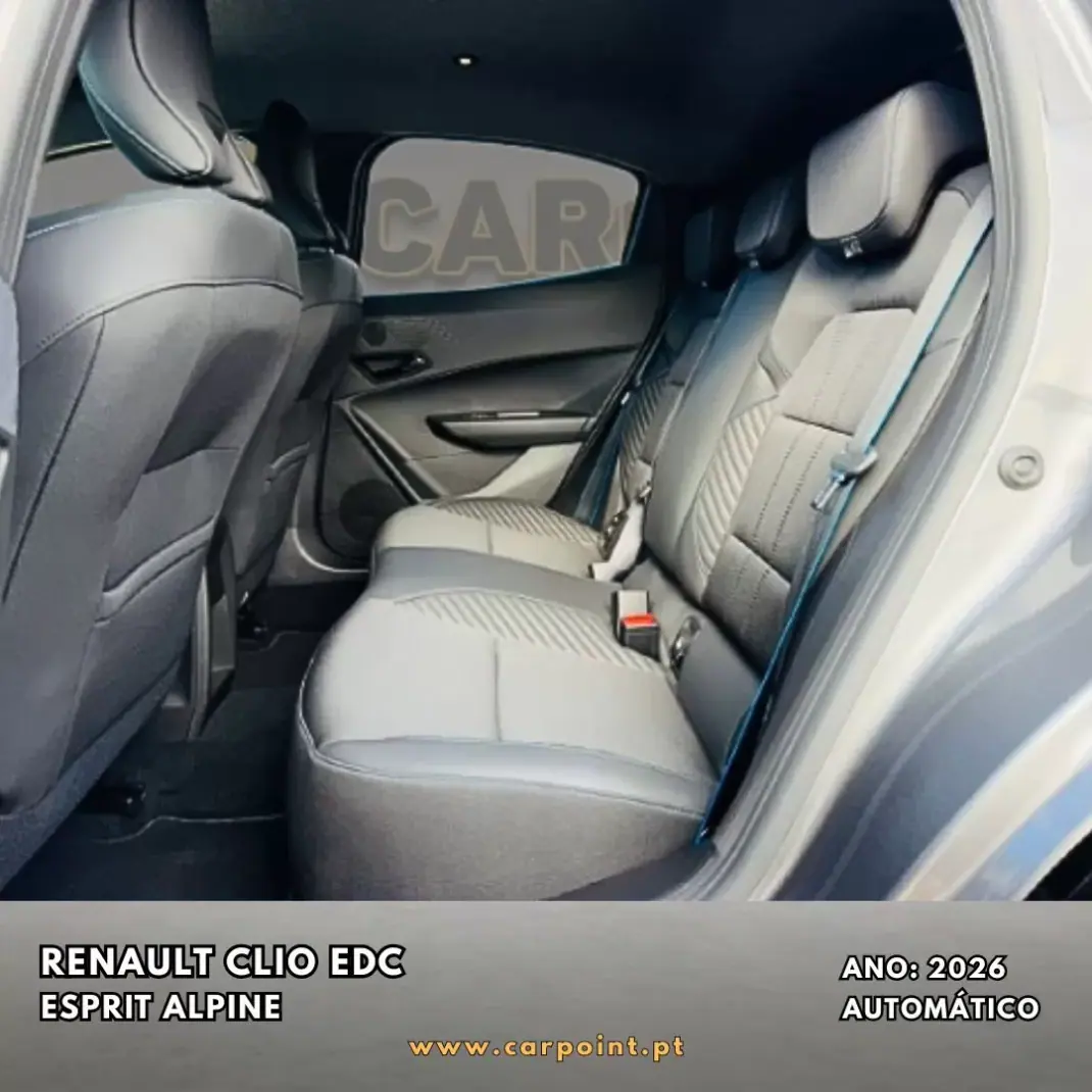 Renault Clio 2026 - 29900 EUR, 5363 km - 5363km - foto 8 de 10