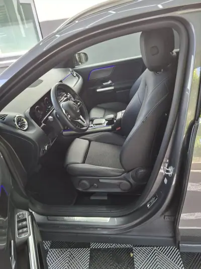 Mercedes-Benz EQA 2022 - 31500 EUR, 41346 km - AUTO.MOTO.pt - 41346km - foto 6 de 22