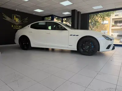Maserati Ghibli 2021 - 62500 EUR, 45000 km - 45000km - foto 9 de 51