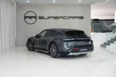 Porsche Taycan Cross Turismo 2022 - 64950 EUR, 45941 km - AUTO.MOTO.pt - 45941km - foto 13 de 52