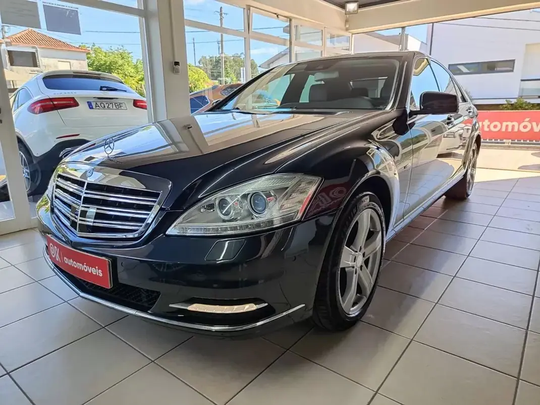 Mercedes-Benz S 350 2012 - 12950 EUR, 380000 km - AUTO.MOTO.pt - 380000km - foto 5 de 37