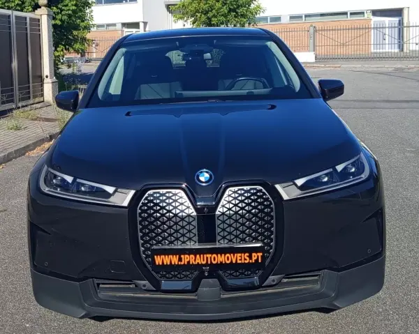 BMW iX 2022 - 40990 EUR, 96400 km - AUTO.MOTO.pt - 96400km - foto 2 de 22
