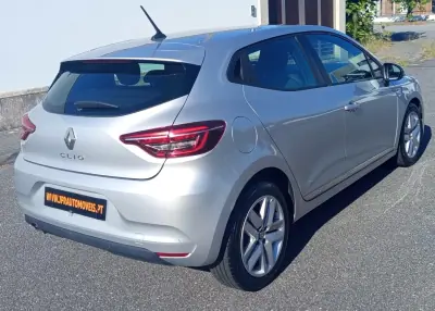 Renault Clio 2021 - 12490 EUR, 89100 km - AUTO.MOTO.pt - 89100km - foto 4 de 18