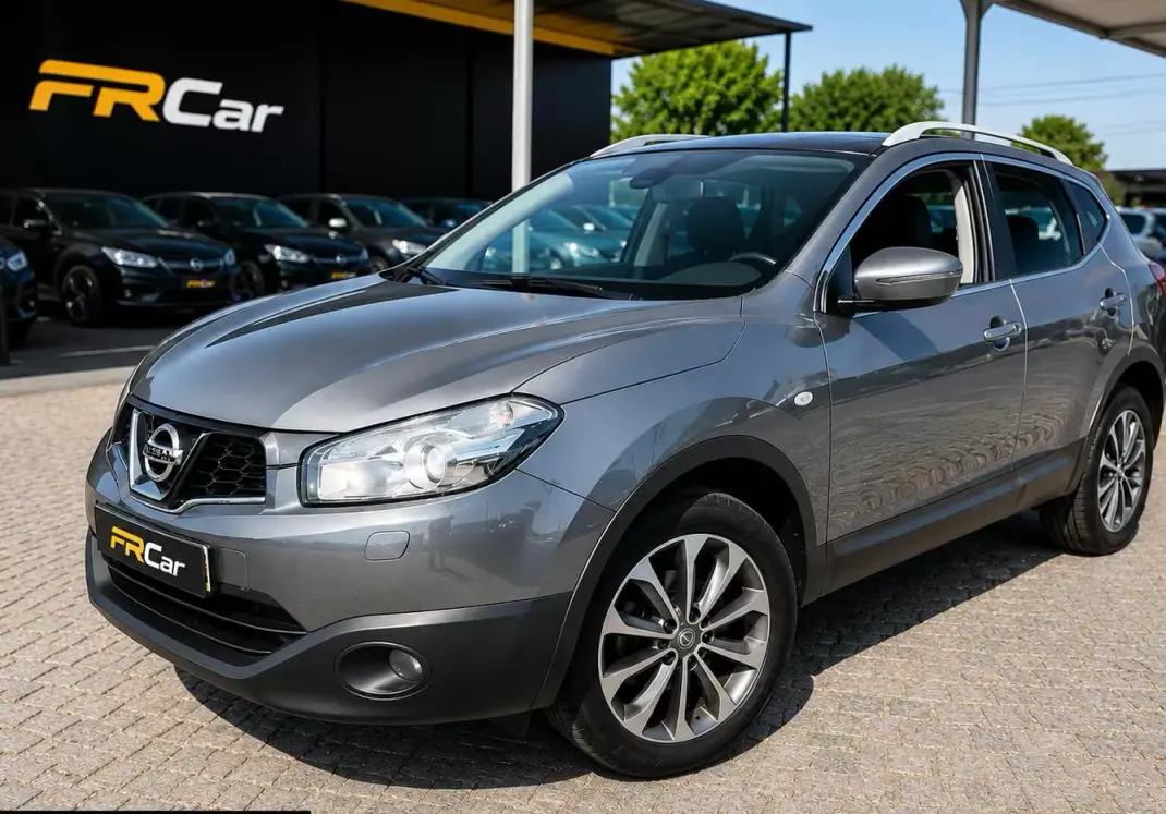 Nissan Qashqai 2010 - 11900 EUR, 224000 km - AUTO.MOTO.pt - 224000km - foto 1 de 3