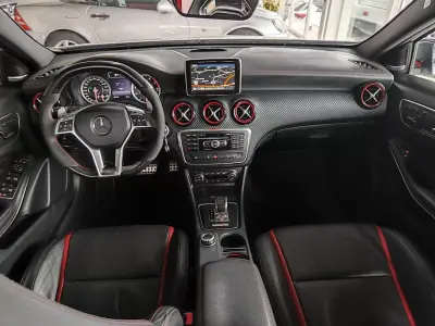 Mercedes-Benz A 45 AMG 2013 - 31500 EUR, 112700 km - AUTO.MOTO.pt - 112700km - foto 37 de 40