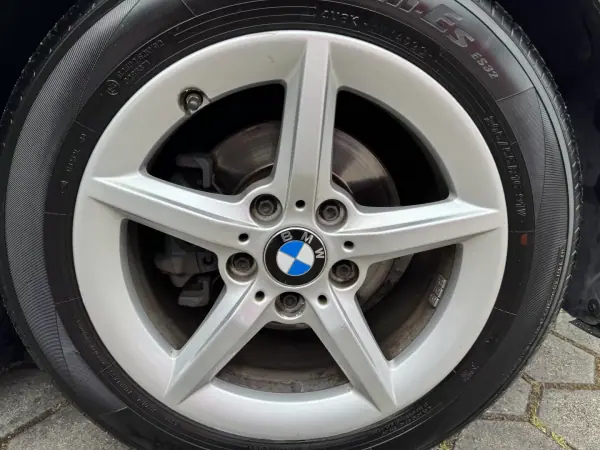 BMW 116 2016 - 12990 EUR, 155000 km - AUTO.MOTO.pt - 155000km - foto 36 de 36
