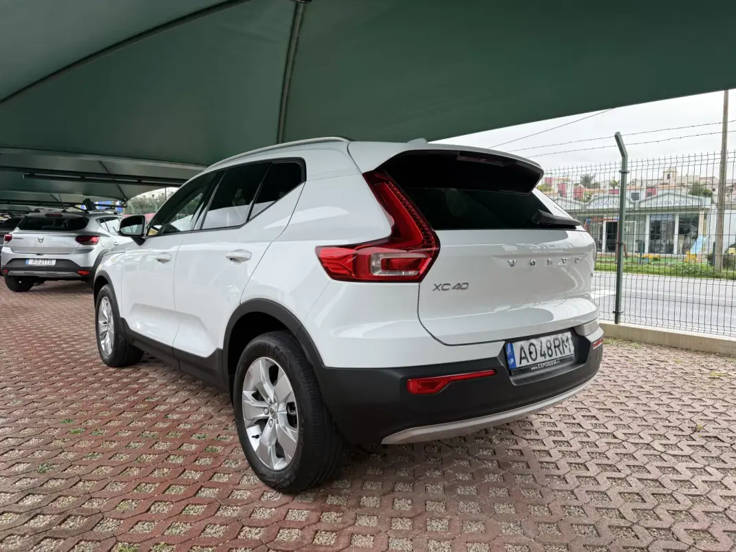 Volvo XC 40 2022 - 32600 EUR, 34626 km - AUTO.MOTO.pt - 34626km - foto 7 de 24
