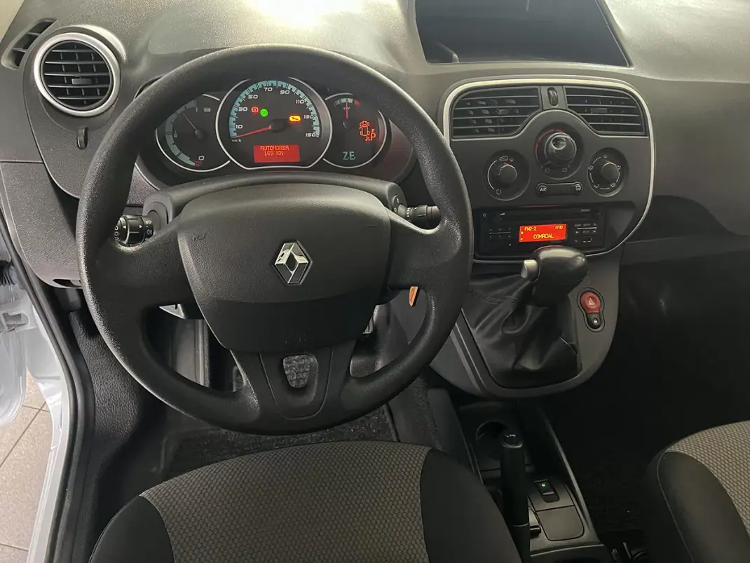 Renault KANGOO EXPRESS MAXI Z.E. 33 2021 - 15800 EUR, 22422 km - AUTO.MOTO.pt - 22422km - foto 9 de 21