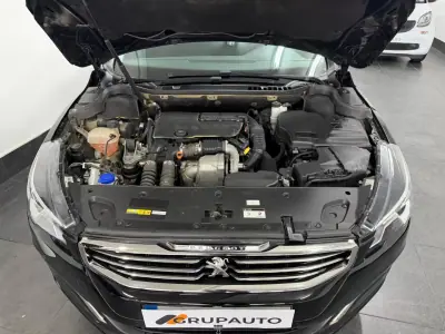 Peugeot 508 SW 2017 - 10990 EUR, 112000 km - AUTO.MOTO.pt - 112000km - foto 18 de 20