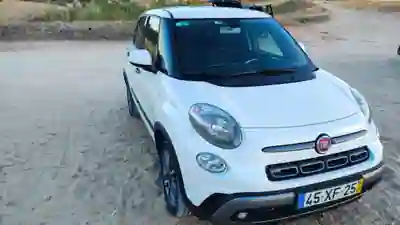 Fiat 500L 2019 - 10950 EUR, 102000 km - AUTO.MOTO.pt - 102000km - foto 6 de 13