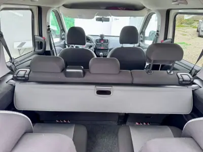 Fiat Doblo 2011 - 9900 EUR, 214000 km - AUTO.MOTO.pt - 214000km - foto 7 de 19