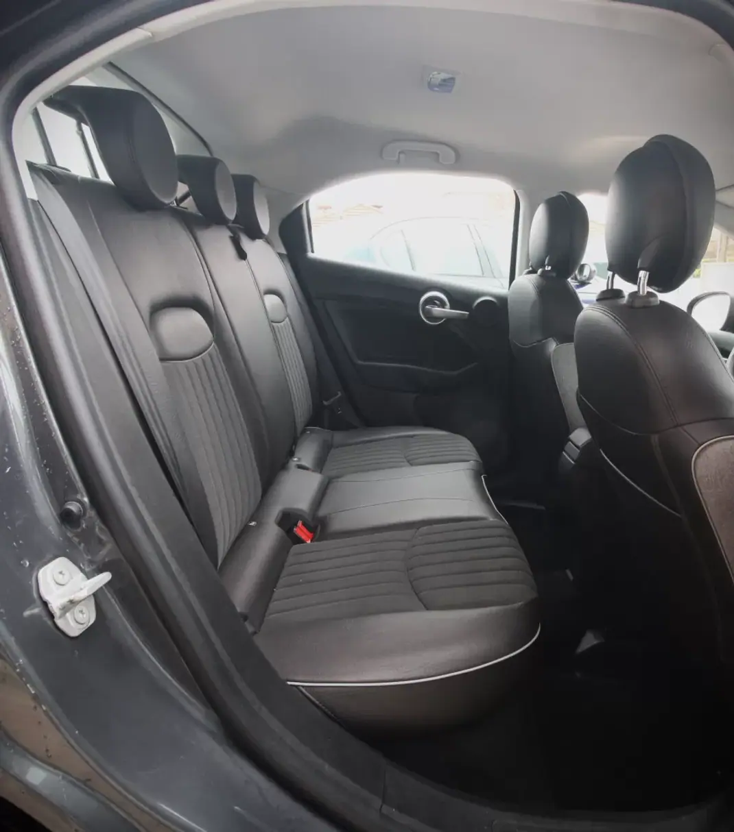 Fiat 500X 2018 - 14990 EUR, 99000 km - 99000km - foto 23 de 31