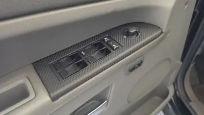 Jeep Grand Cherokee 2005 - 19900 EUR, 267367 km - 267367km - foto 34 de 52