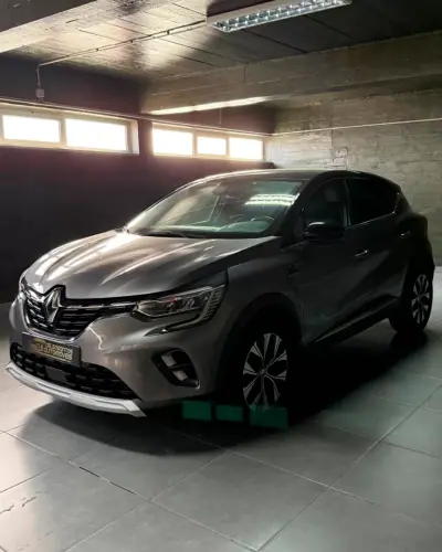 Renault Captur 2023 - 17200 EUR, 55000 km - AUTO.MOTO.pt - 55000km - foto 2 de 19