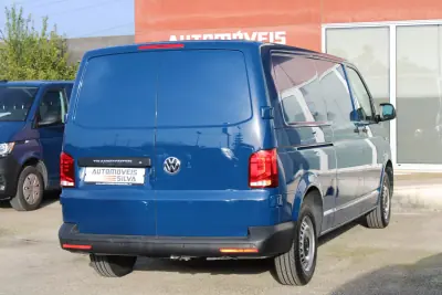 VW Transporter 2.0 TDI Confortline Extra AC 2020 - 17990 EUR, 199000 km - AUTO.MOTO.pt - 199000km - foto 15 de 24