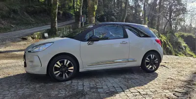 Citroën DS3 2015 - 9850 EUR, 185000 km - AUTO.MOTO.pt - 185000km - foto 5 de 19