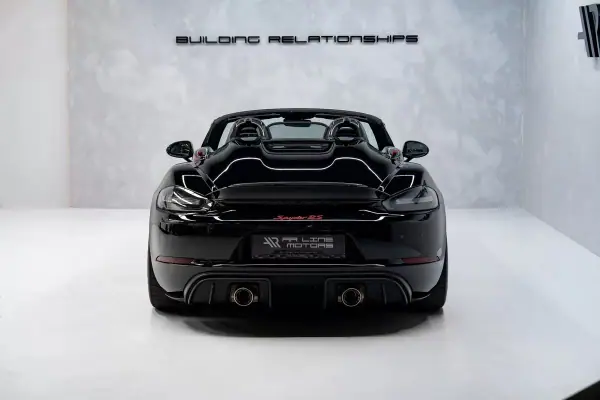 Porsche 718 Spyder 2025 - 214950 EUR, 6478 km - AUTO.MOTO.pt - 6478km - foto 17 de 53