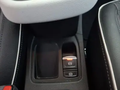 Renault Clio 2022 - 17900 EUR, 39086 km - AUTO.MOTO.pt - 39086km - foto 10 de 13