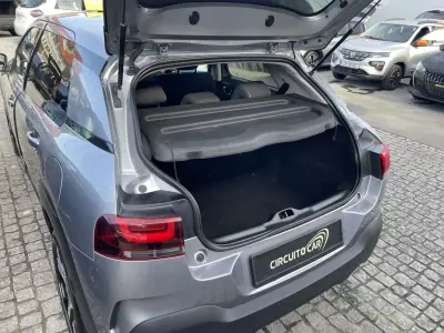 Citroën C4 Cactus 2019 - 12995 EUR, 70182 km - AUTO.MOTO.pt - 70182km - foto 37 de 37