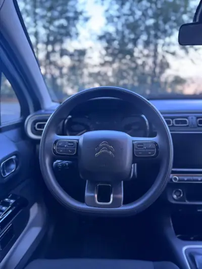 Citroën C3 2022 - 15500 EUR, 10824 km - AUTO.MOTO.pt - 10824km - foto 9 de 19