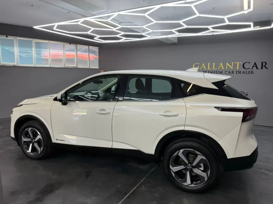 Nissan Qashqai 2024 - 27800 EUR, 28969 km - 28969km - foto 7 de 30