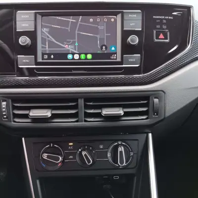 Volkswagen Taigo 2022 - 17500 EUR, 82352 km - AUTO.MOTO.pt - 82352km - foto 14 de 17