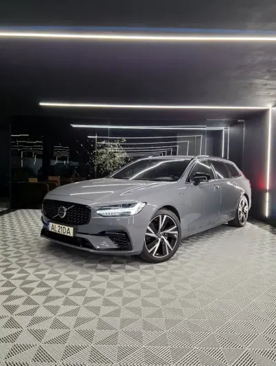 Volvo V90 2021 - 125000km