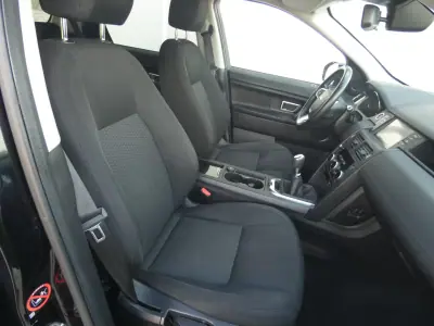 Land Rover Discovery Sport 2016 - 18750 EUR, 220000 km - AUTO.MOTO.pt - 220000km - foto 14 de 30