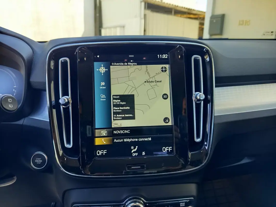 Volvo XC 40 2022 - 26490 EUR, 96032 km - AUTO.MOTO.pt - 96032km - foto 18 de 19