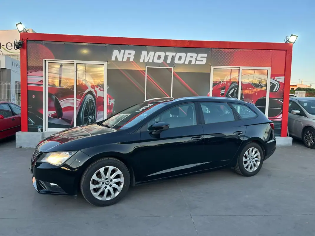 SEAT Leon ST 2016 - 11990 EUR, 240000 km - AUTO.MOTO.pt - 240000km - foto 1 de 19