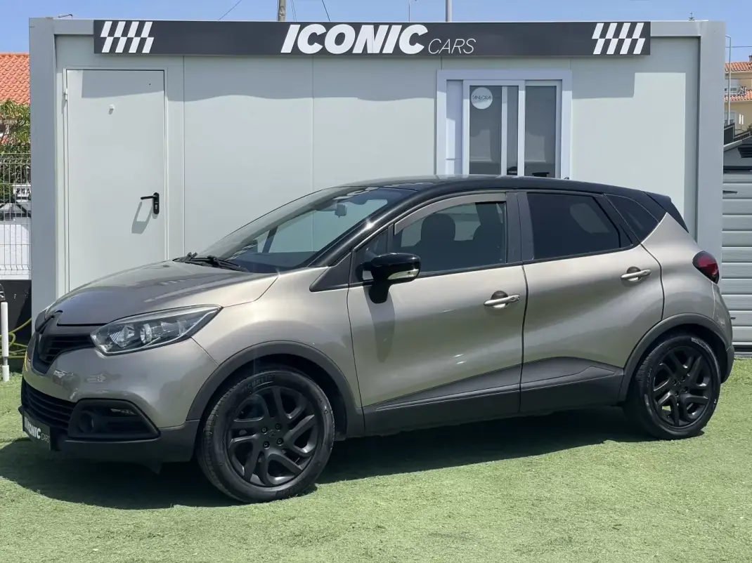 Renault Captur 2014 - 9750 EUR, 164700 km - AUTO.MOTO.pt - 164700km - foto 1 de 34