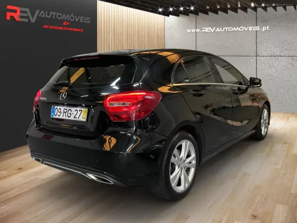 Mercedes-Benz A 160 2016 — foto 3 de 20