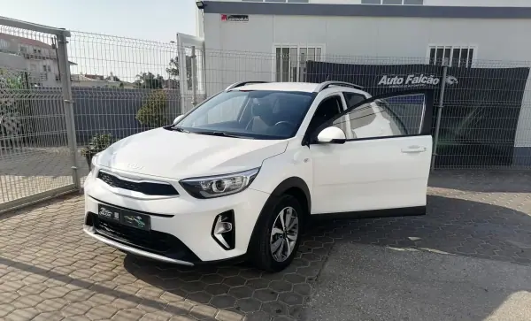 Kia Stonic 2022 - 14900 EUR, 71342 km - AUTO.MOTO.pt - 71342km - foto 5 de 20