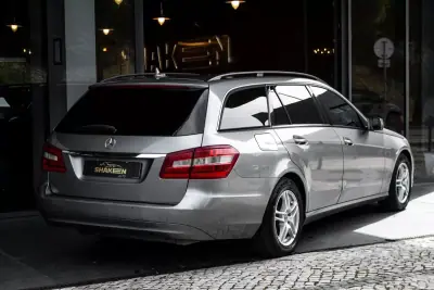 Mercedes-Benz E 220 2010 - 10990 EUR, 489933 km - AUTO.MOTO.pt - 489933km - foto 4 de 41