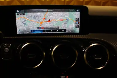 Mercedes-Benz A 250 2020 - 23890 EUR, 109000 km - AUTO.MOTO.pt - 109000km - foto 21 de 29