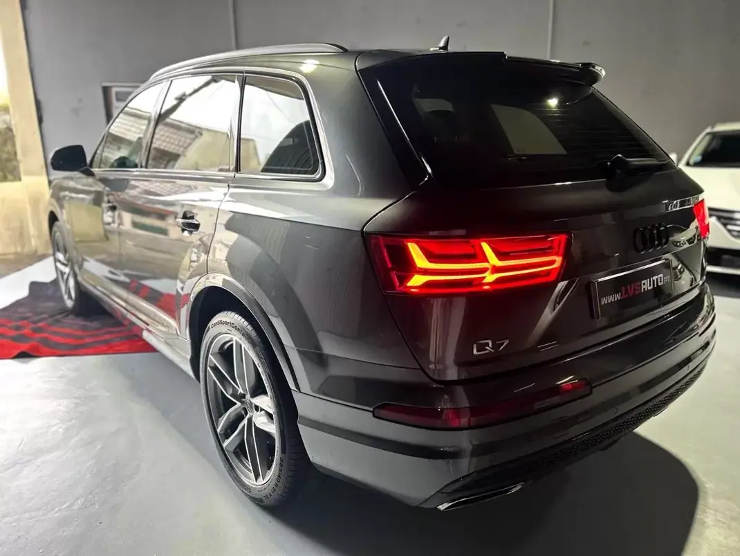 Audi Q7 2016 - 41000 EUR, 139983 km - AUTO.MOTO.pt - 139983km - foto 3 de 46