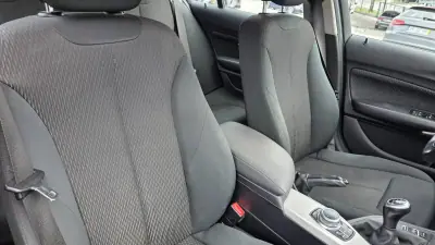 BMW 116 2019 - 17390 EUR, 105000 km - AUTO.MOTO.pt - 105000km - foto 16 de 20