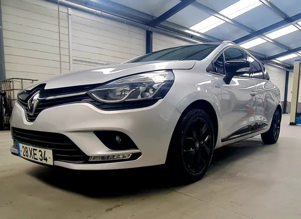 Renault Clio 2019 - 7900 EUR, 238000 km - AUTO.MOTO.pt - 238000km - foto 15 de 15
