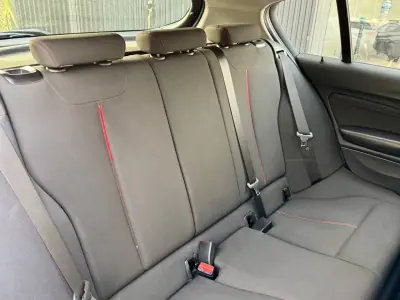 BMW 116 2019 - 14999 EUR, 140000 km - AUTO.MOTO.pt - 140000km - foto 18 de 21