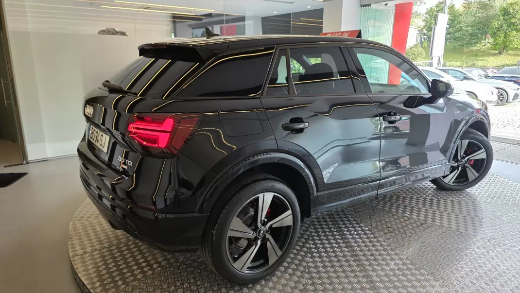 Audi Q2 2018 - 22500 EUR, 149812 km - AUTO.MOTO.pt - 149812km - foto 21 de 69