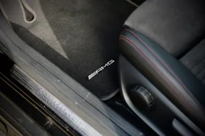 Mercedes-Benz GLA 180 2016 - 22500 EUR, 148000 km - AUTO.MOTO.pt - 148000km - foto 18 de 32