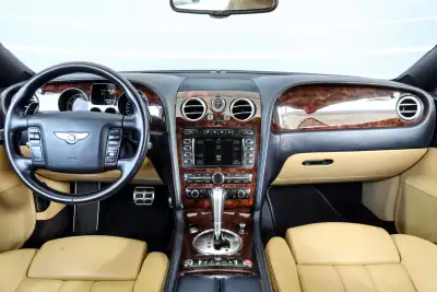 Bentley Continental 2004 - 57500 EUR, 115917 km - AUTO.MOTO.pt - 115917km - foto 6 de 17