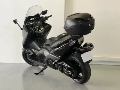 Yamaha TMAX 2015 - 8990 EUR, 25000 km - AUTO.MOTO.pt - 25000km - foto 6 de 26