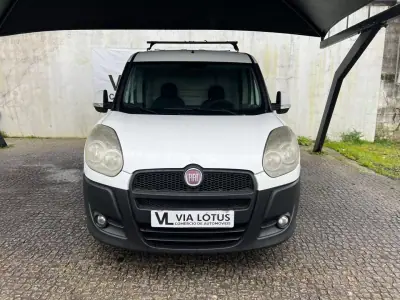 Fiat Doblo 2014 - 8500 EUR, 262300 km - AUTO.MOTO.pt - 262300km - foto 2 de 7