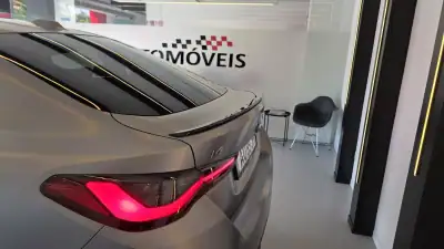 BMW i4 2022 - 55900 EUR, 33929 km - AUTO.MOTO.pt - 33929km - foto 24 de 65