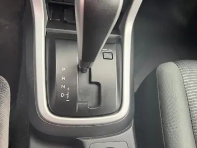 Isuzu 2019 - 21900 EUR, 171159 km - AUTO.MOTO.pt - 171159km - foto 6 de 12