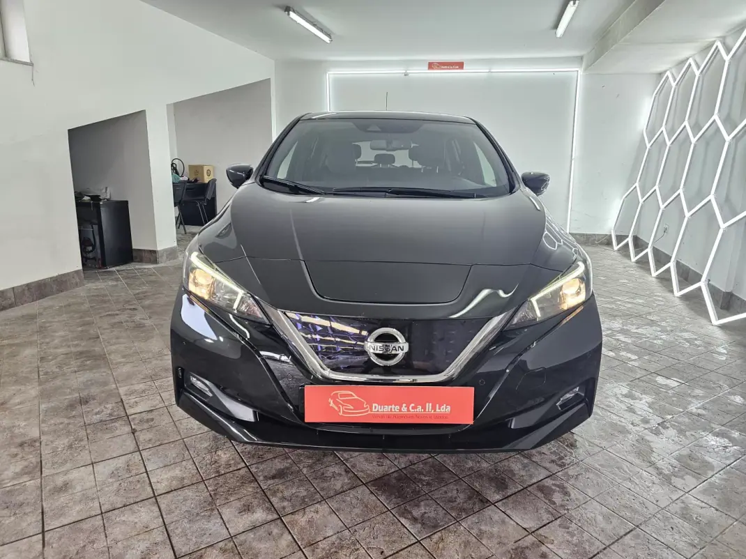 Nissan Leaf 2019 - 19500 EUR, 25097 km - AUTO.MOTO.pt - 25097km - foto 5 de 41